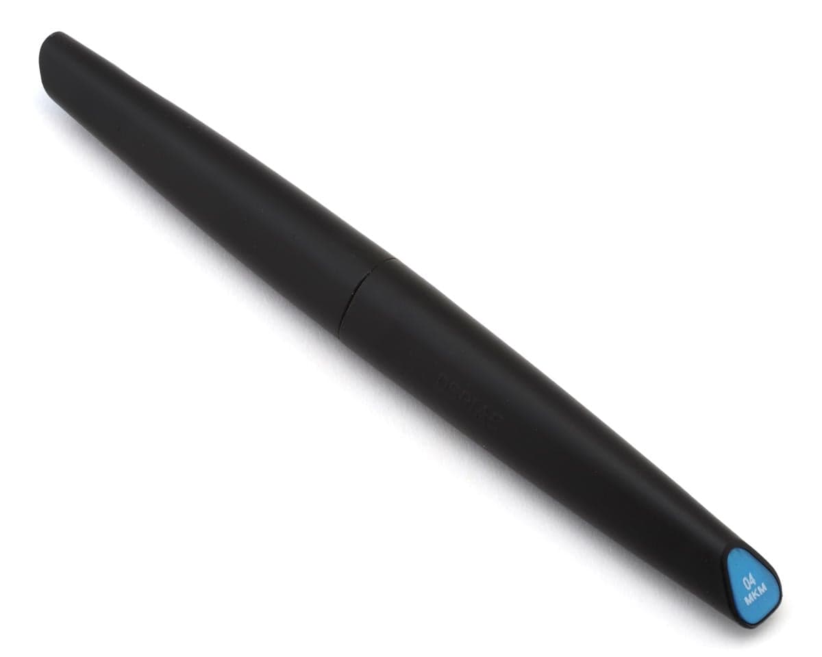 Dspiae Soft Tip Water Based Acrylic Paint Marker (Metallic Blue)