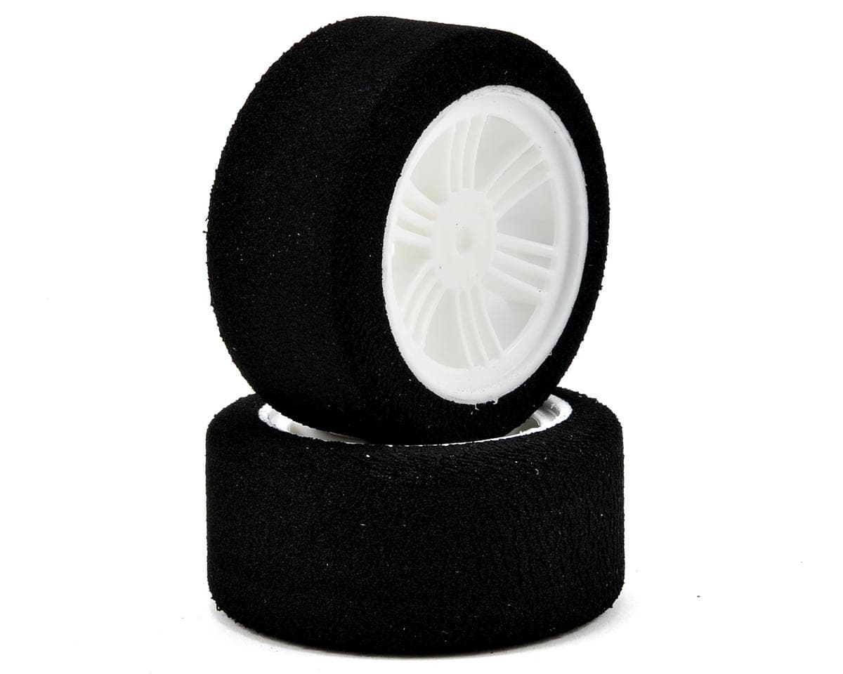 Contact 12mm Hex 30mm 1/10 Nitro Sedan Foam Rear Tires (2) (White) (35 Shore)