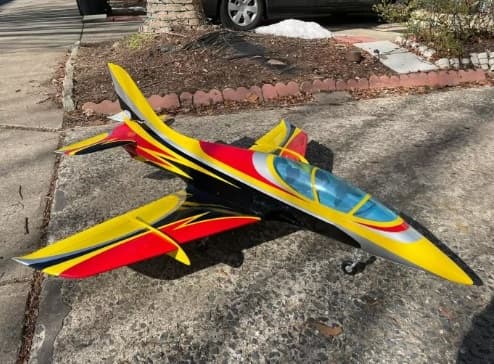SebArt Mini Avanti Jet 1.4m Yellow/Black/Red (ARF)