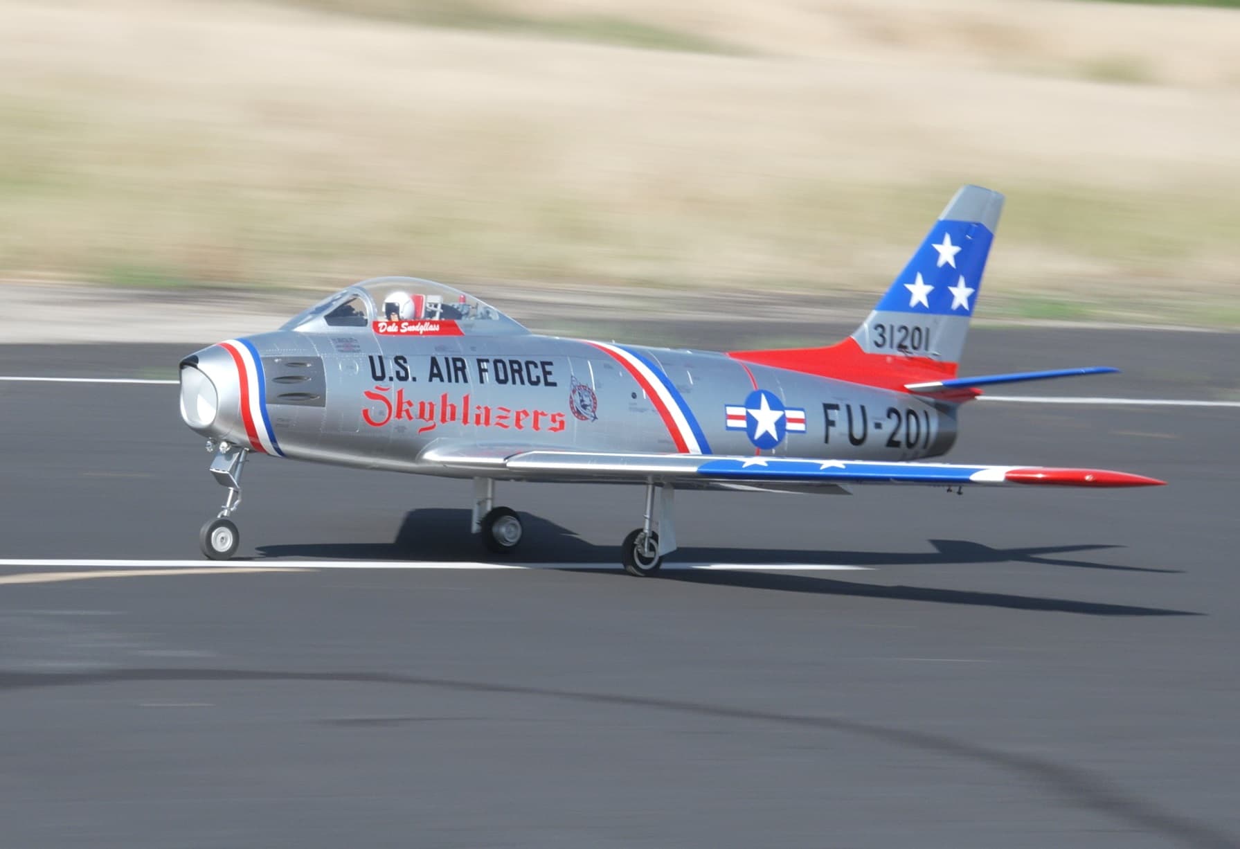 3.1M Super Scale F-86F by Global Jet