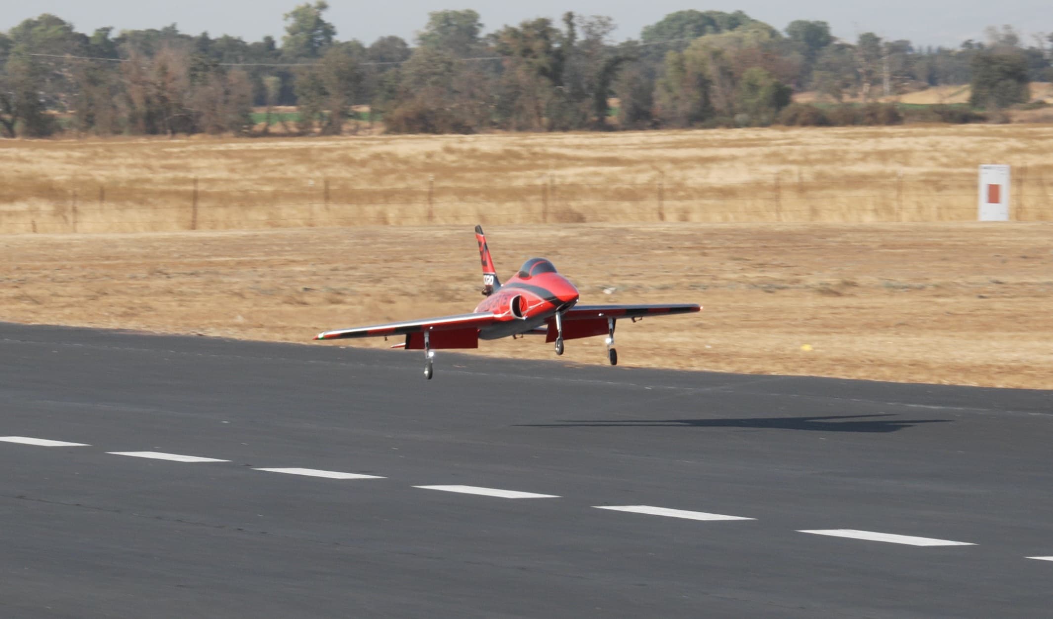 EA Picaro 2.25m Sport Turbine Jet