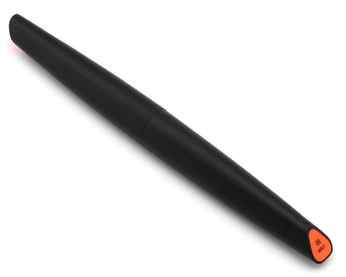 Dspiae Soft Tip Water Based Acrylic Paint Marker (Flourescent Orange)